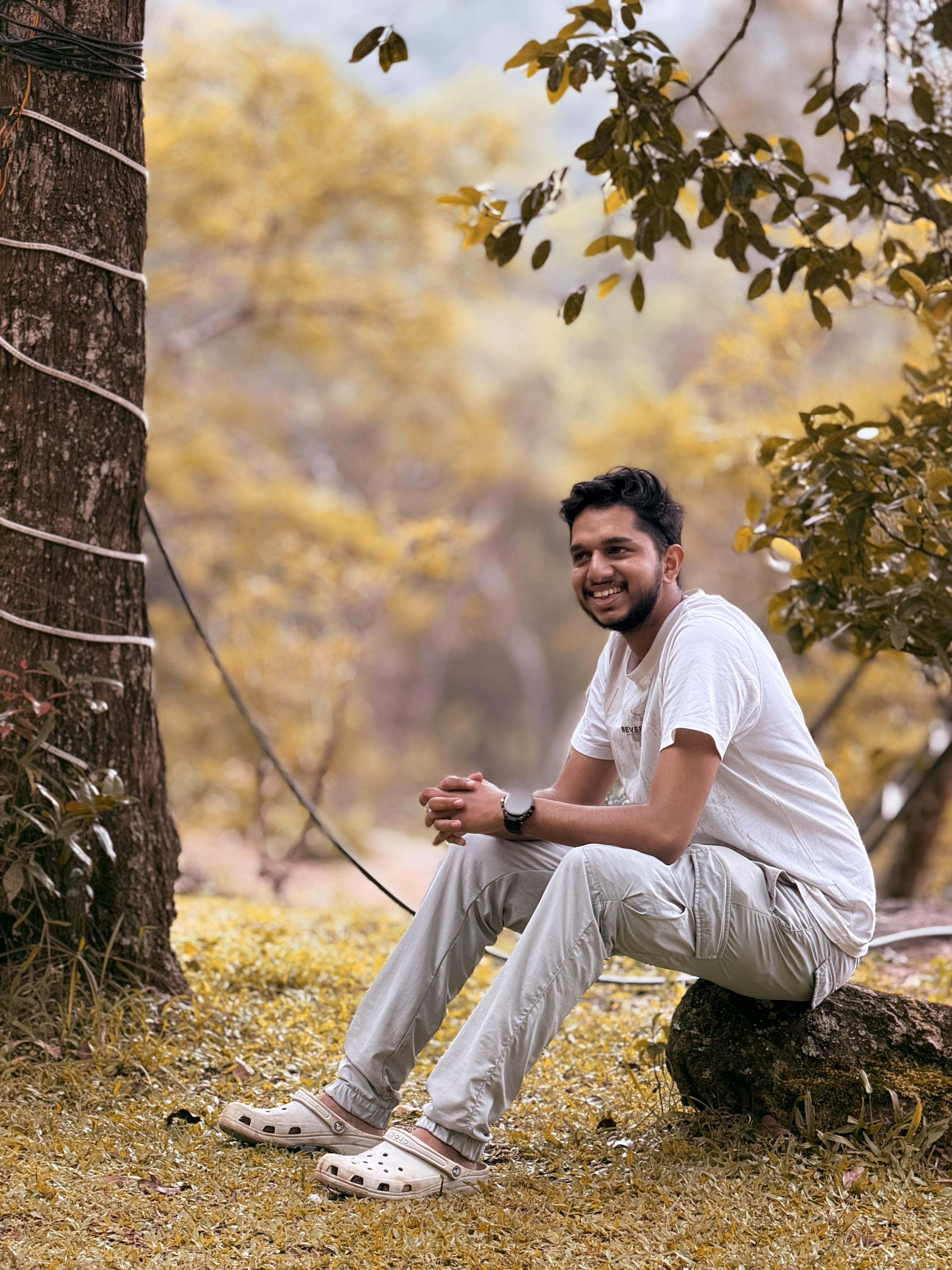 Naveen Peter - Professional Headshot Naveen Peter - Developer Headshot Profile Image 4